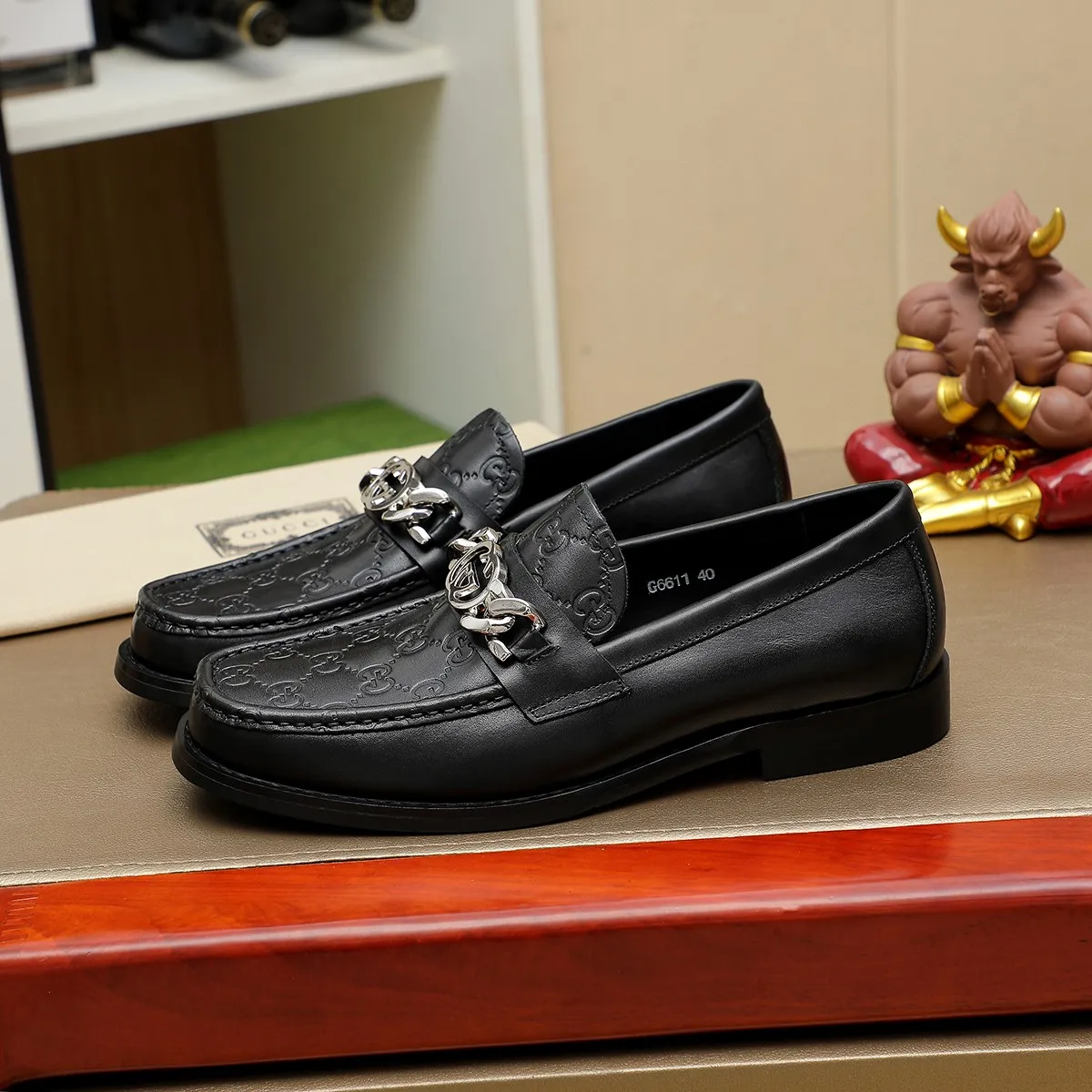 Men's men's shoes💰460💰💰Gucci official website men's business formal leather shoes updated💥Hong Kong counters synchronize new styles💥completely one-to-one replica shipment👍zero gap in counter quality 0⃣️made of imported cowhide on the outside+water-dyed🐂leather lining, color optional! Matching code 38-45